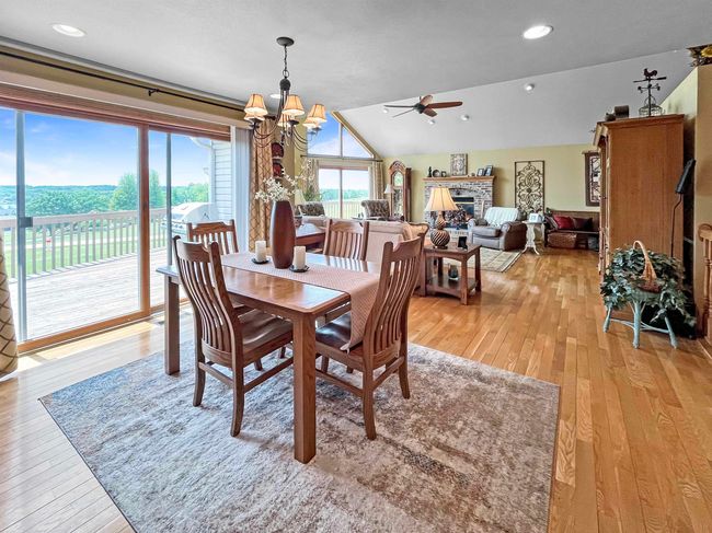 23-28 Broadview Dr, House other with 4 bedrooms, 3 bathrooms and null parking in LANARK IL | Image 10