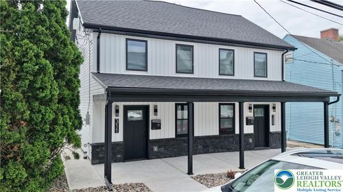 311 Church St, CATASAUQUA, PA, 18032-2518 | Card Image