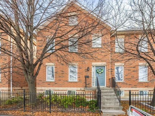 15D Overlea Blvd, East York, ON, M4H1R4 | Card Image