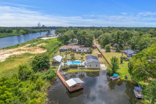 126 Fire Ln, Cross, SC, 29436-3041 | Card Image
