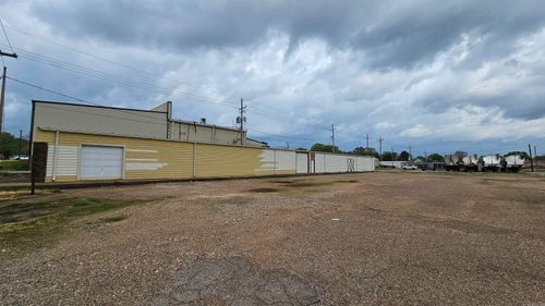 117 E Shepherd St, Nashville, AR, 71852-2109 | Card Image