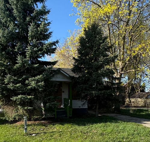 2400 Bewick St, Saginaw, MI, 48601-6721 | Card Image