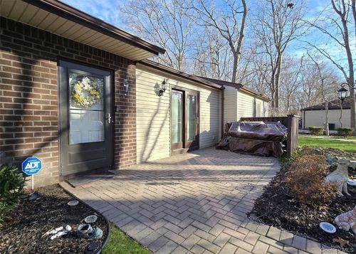 175 Birchwood Rd, Coram, NY, 11727-3677 | Card Image