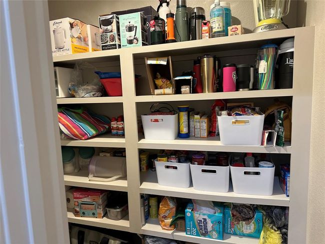 Walkin Pantry | Image 14