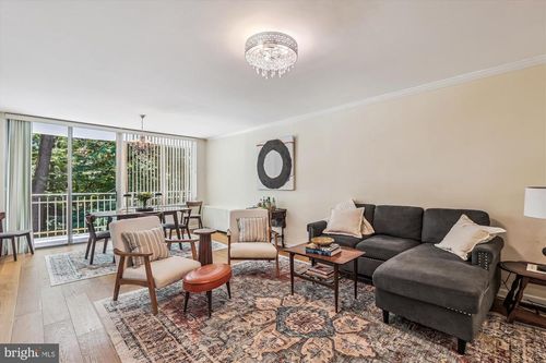 818-4100 Cathedral Ave Nw, WASHINGTON, DC, 20016-3513 | Card Image