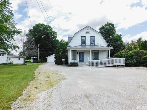 727 N Main St, Bluffton, IN, 46714-1313 | Card Image