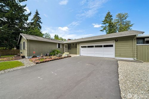 32305 10th Place S, Federal Way, WA, 98003 | Card Image