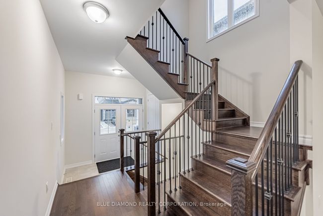 605 Bearberry Pl, House other with 4 bedrooms, 3 bathrooms and 1 parking in Milton ON | Image 7