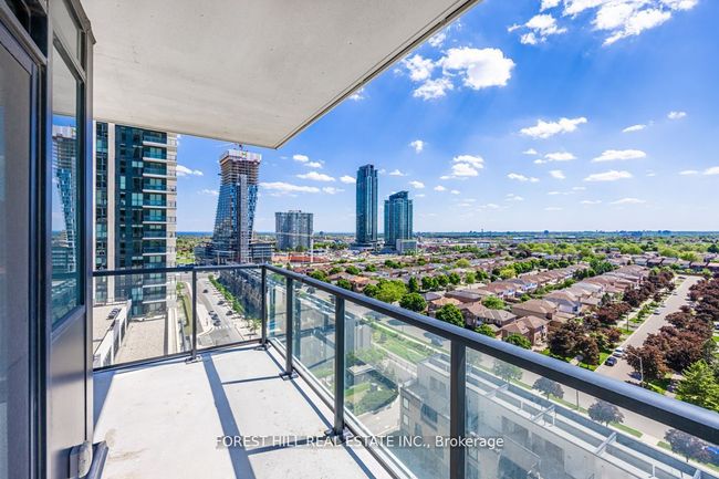 1209 - 4085 Parkside Village Dr, Condo with 3 bedrooms, 2 bathrooms and 1 parking in Mississauga ON | Image 18