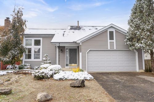 6921 Spruce Pine Dr, Columbus, OH, 43235-4367 | Card Image