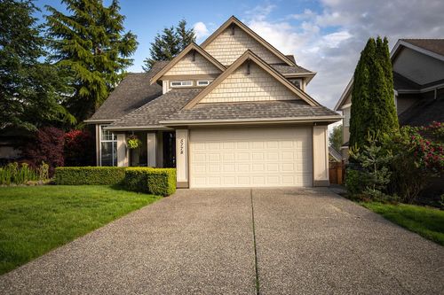 5778 167 St, Surrey, BC, V3S9T4 | Card Image