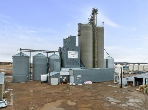 415 9th Avenue Ne, Sidney, MT, 59270 | Card Image