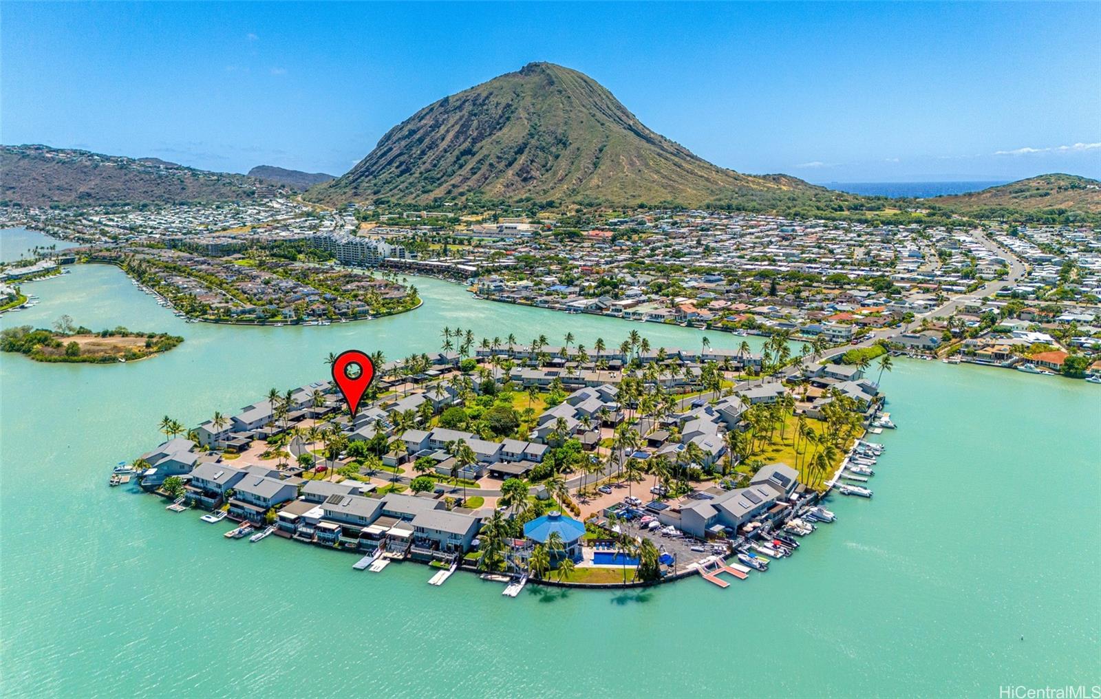 Koko Isle Cir, Honolulu, HI 96825