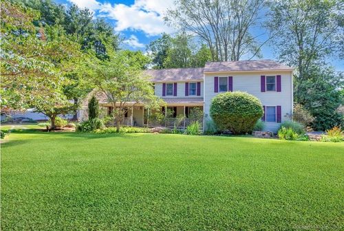 33 Indian Woods Rd, Branford, CT, 06405-3911 | Card Image