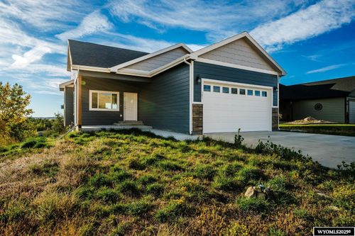 101 Watkins St, Buffalo, WY, 82834-1894 | Card Image