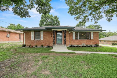 1508 Ross Ave, Carrollton, TX, 75006-7257 | Card Image