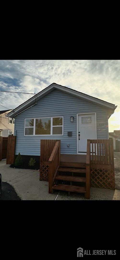 888 State Route 35, South Amboy, NJ, 08879-2707 | Card Image