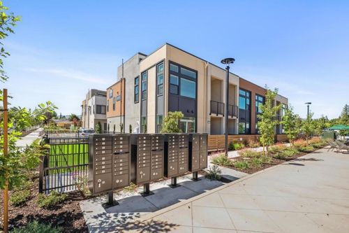 36-08-11220 Cottonwood Pl, Saratoga, CA, 95070-4199 | Card Image