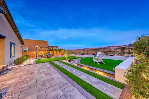 93 Reverie Heights Ave, Henderson, NV, 89011-4298 | Card Image