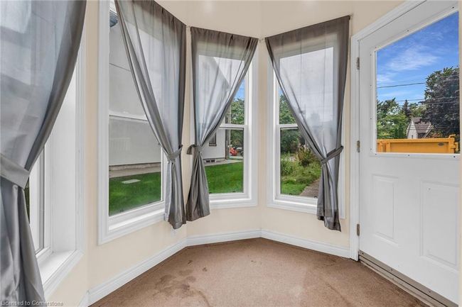 7 Robinson St S, House other with 6 bedrooms, 2 bathrooms and 8 parking in Grimsby ON | Image 21