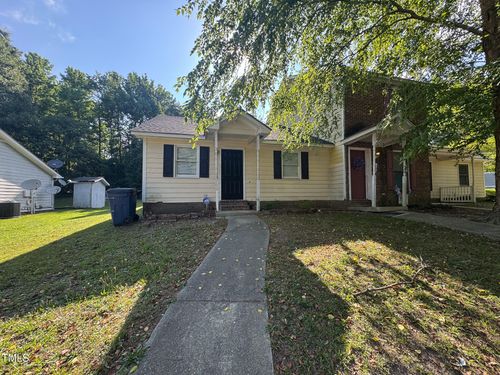 106 Henley Pl, Smithfield, NC, 27577-4358 | Card Image