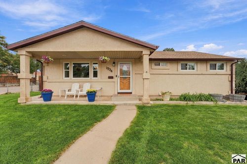 1734 Comanche Rd, Pueblo, CO, 81001-1661 | Card Image