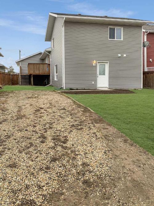 b-10506 98a St, Clairmont, AB, T8X5G1 | Card Image