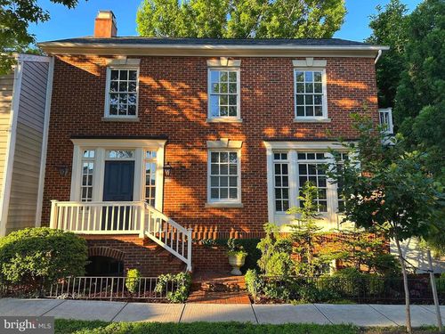 808 Oronoco St, ALEXANDRIA, VA, 22314-2220 | Card Image