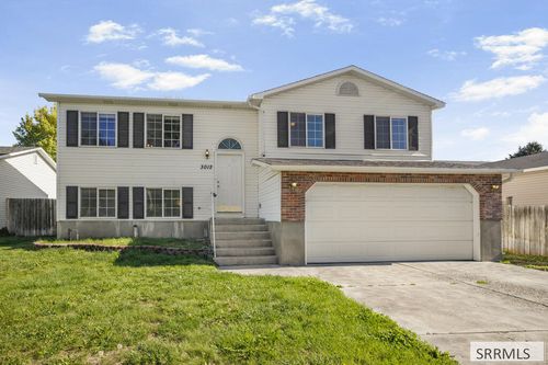 3012 Jackie Ct, Idaho Falls, ID, 83402-5568 | Card Image
