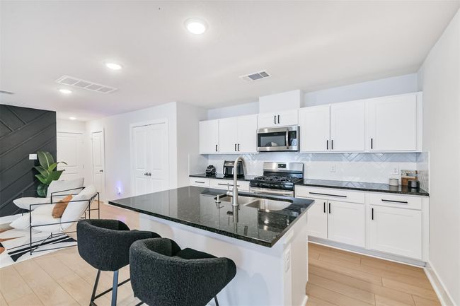 7014 Highland Cypress Trl, House other with 3 bedrooms, 3 bathrooms and 2 parking in Cypress TX | Image 9