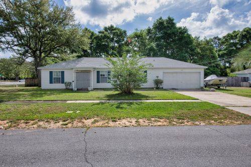 3616 George Ln, Navarre, FL, 32566-9746 | Card Image