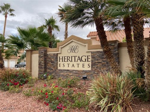 9120 Lazy Hill Cir, Las Vegas, NV, 89117-7035 | Card Image