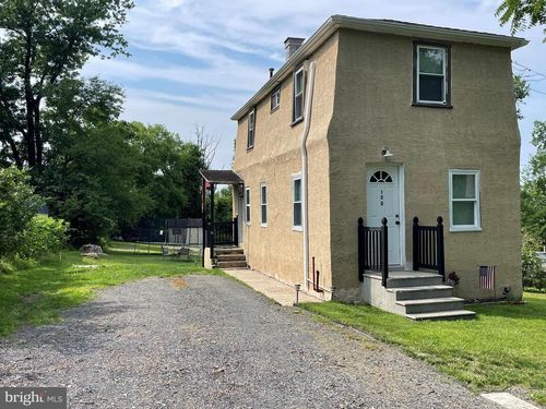 135 Juniper St, POTTSTOWN, PA, 19464-3503 | Card Image