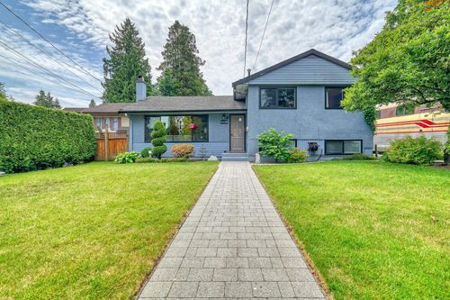 14750 110a Ave, Surrey, BC, V3R2B7 | Card Image