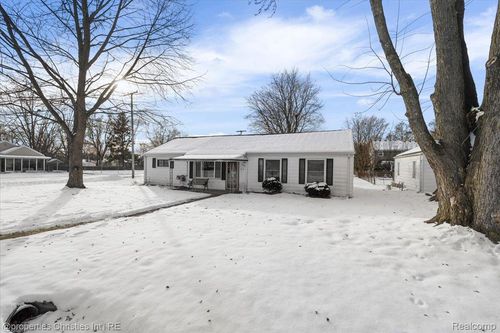 9005 Marlowe Ave, Plymouth, MI, 48170-4035 | Card Image