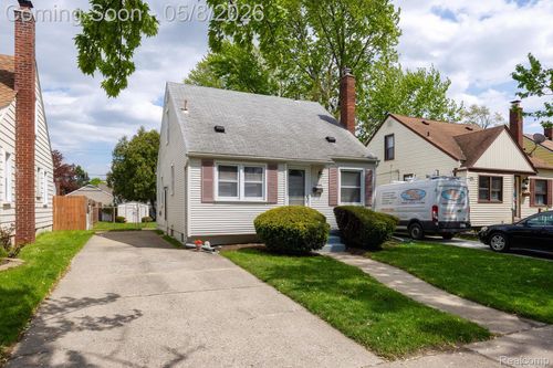6785 Pelham Rd, Allen Park, MI, 48101-2340 | Card Image