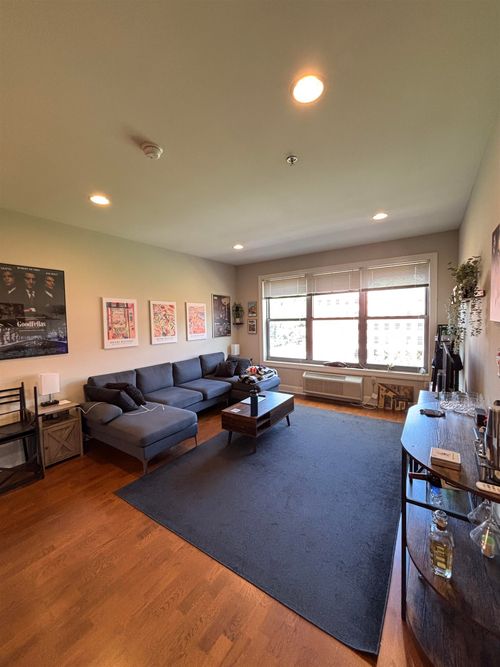 apt-513-100 Marshall St, Hoboken, NJ, 07030-7209 | Card Image