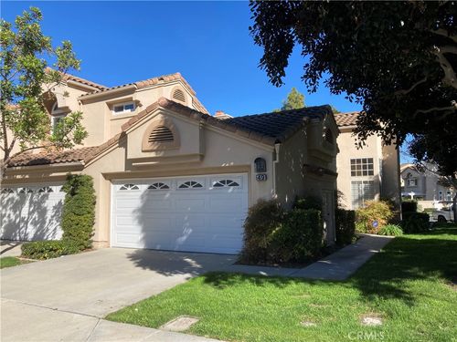 49 Almador, Irvine, CA, 92614-8402 | Card Image