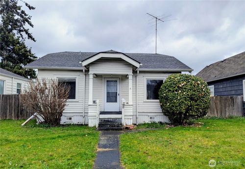 1615 4th St, Marysville, WA, 98270-5013 | Card Image