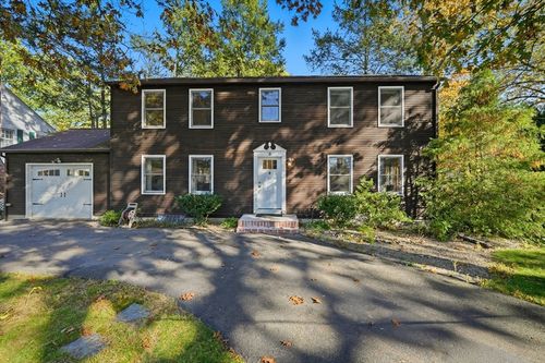 5 Ferncroft St, Longmeadow, MA, 01106-2624 | Card Image