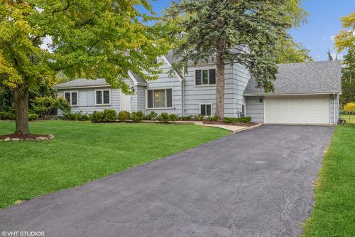10725 Forestview Rd, Countryside, IL, 60525-4701 | Card Image
