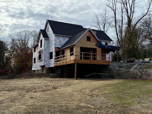 211 Bedford Rd, Chappaqua, NY, 10514-2722 | Card Image