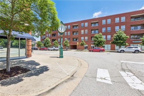 2007-230 Nat Turner Blvd S, Newport News, VA, 23606-3178 | Card Image