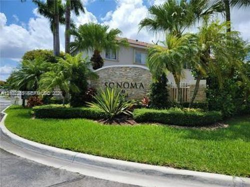 11352 Nw 56th St, Doral, FL, 33178-3875 | Card Image