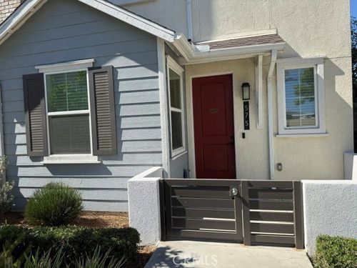 575 S Mosaic St, Anaheim, CA, 92805-4754 | Card Image