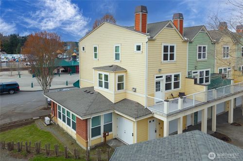 unit-1a-816 Cherry Ave, Sumner, WA, 98390-1451 | Card Image