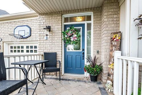851 Bennett Blvd, Milton, ON, L9T6X9 | Card Image