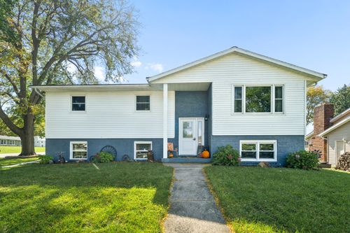 1201 Grove St, Beaver Dam, WI, 53916 | Card Image