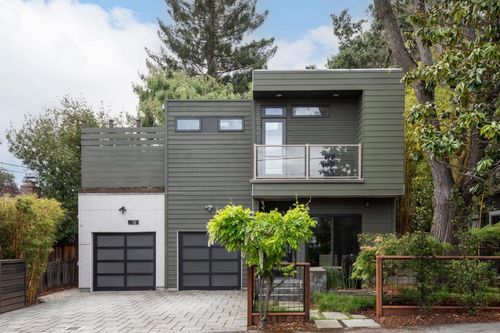 2161 Valparaiso Ave, Menlo Park, CA, 94025-6507 | Card Image