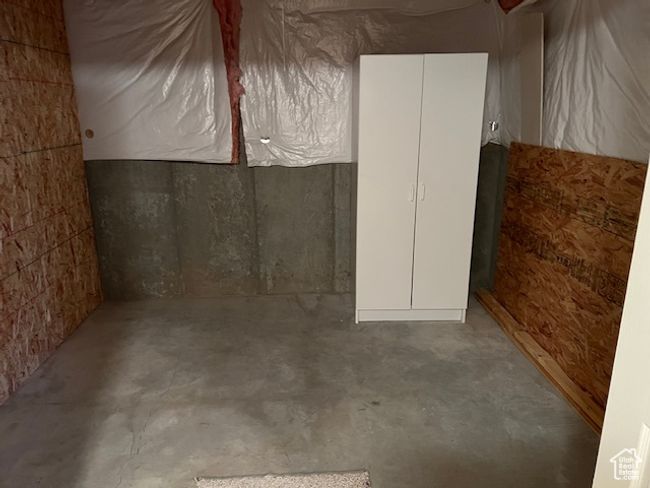 View of basement | Image 19